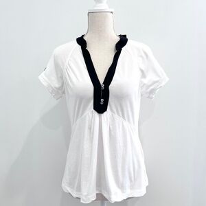 BCBGMaxAzria White Short Sleeve T-shirt